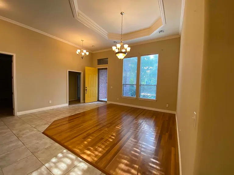 19417 Stubblefield Ln — Photo 2