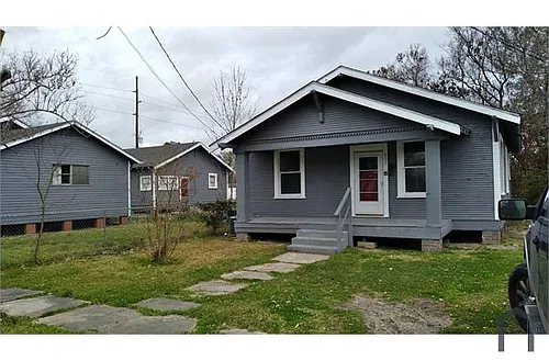 605 Lee Ave Photo 1