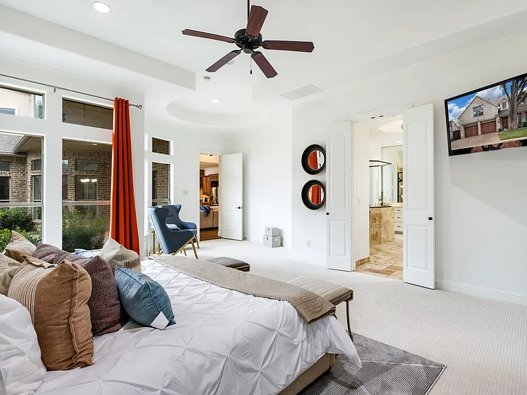 3606 S Versailles Ave — Photo 27
