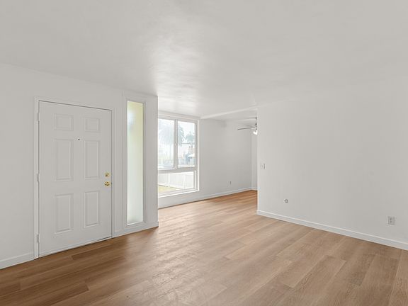 2nd image of 109 S Horne St APT C