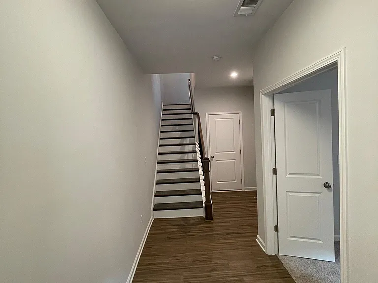 6540 Cortland Walk — Photo 2