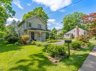 10 Prospect St, Mendham, NJ 07945