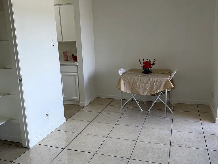 4601 Carlisle Blvd NE #12 — Photo 2
