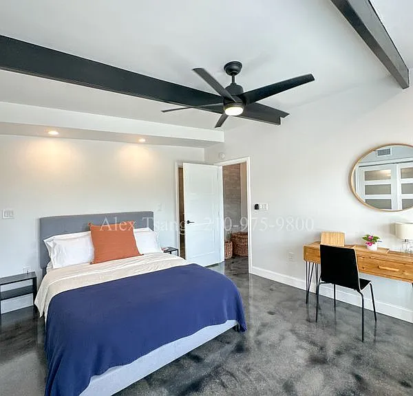 811 Montana St #2102 — Photo 16