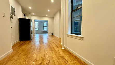 Rented by HOLTON REAL ESTATE INC.