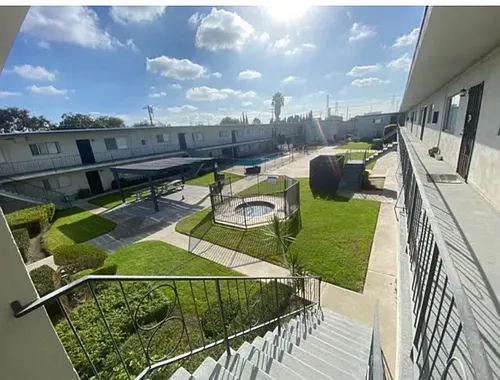 Casablanca Apts North Photo 1
