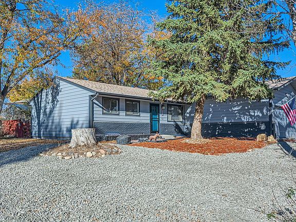 4th image of 3511 Dahlia Street