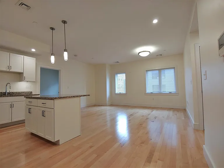 2489 Washington St #2C — Photo 21