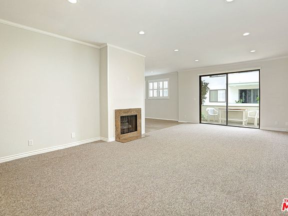 5th image of 8568 Burton Way APT 211