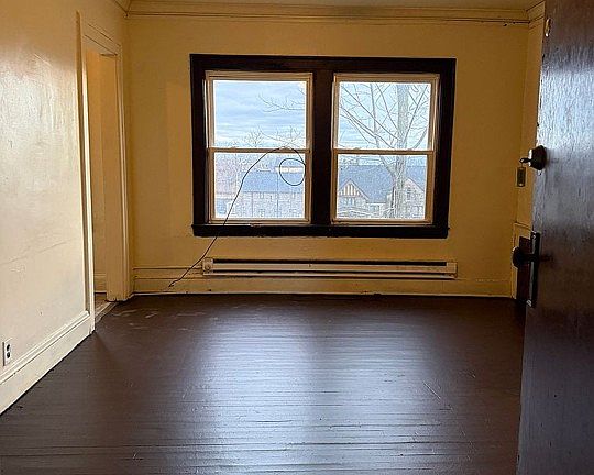 5th image of 1820 Wymore Ave APT 7