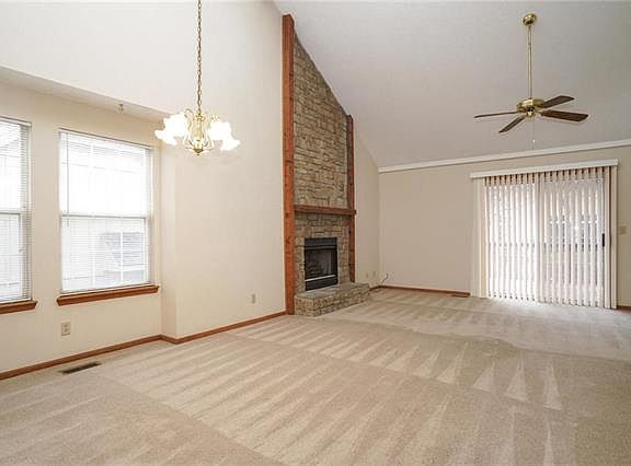 2nd image of 6634 W 151st Pl