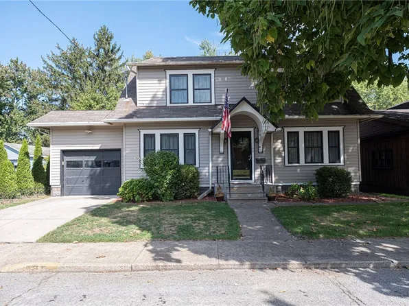 1129 Atlantic Ave, Monaca, PA 15061