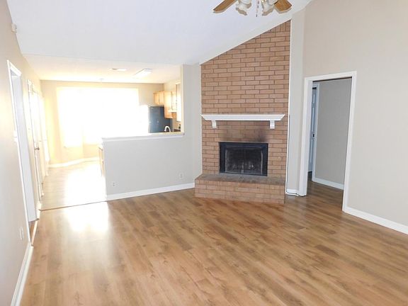 4th image of 4193 Rainey Woods Dr