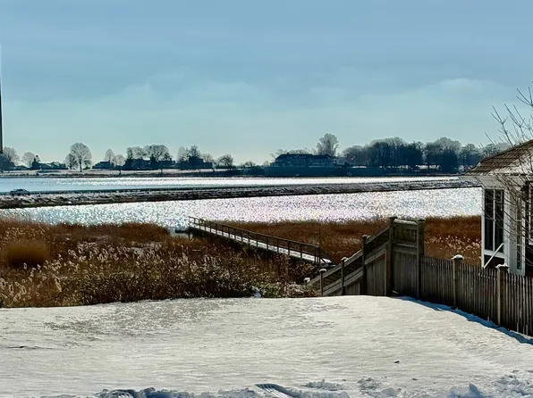 21 Fenwick Street, Old Saybrook, CT 06475