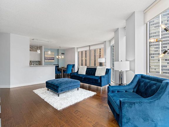 4th image of 222 N Columbus Dr APT 1808