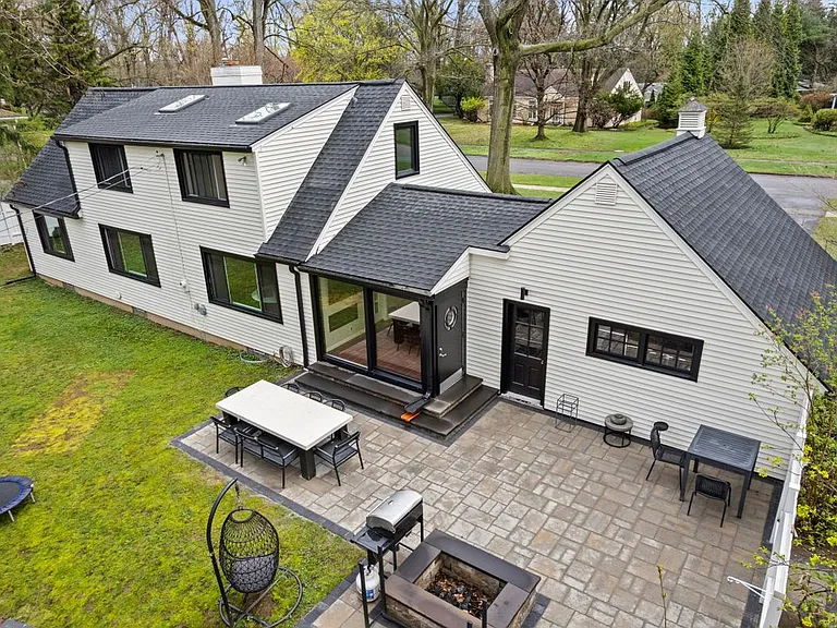 25 Brookwood Rd #HOUSE — Photo 41