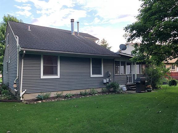2nd image of 1910 Andover Dr