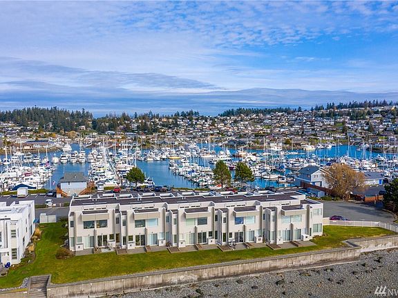 Views of Skyline Marina