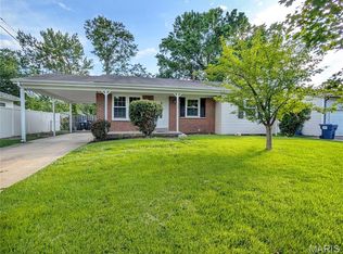 2480 Teakwood Manor Dr, Florissant, MO