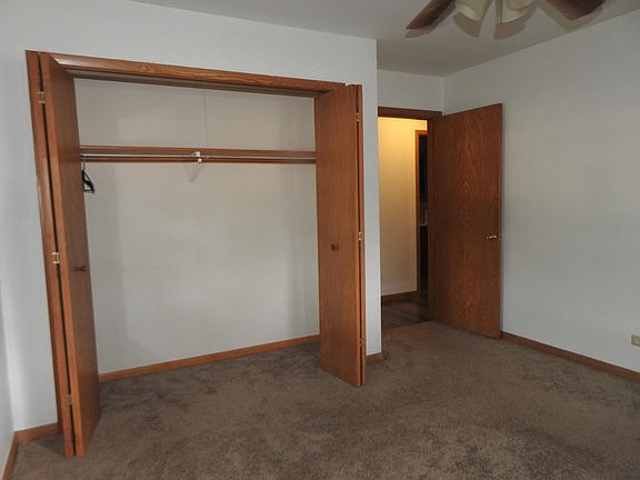 2nd image of 580 Lucille Ave