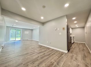 100 Upton St #B1, Grafton, MA 01519