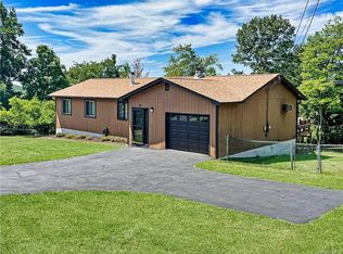 59 Elmwood Dr, Highland Mills, NY 10930