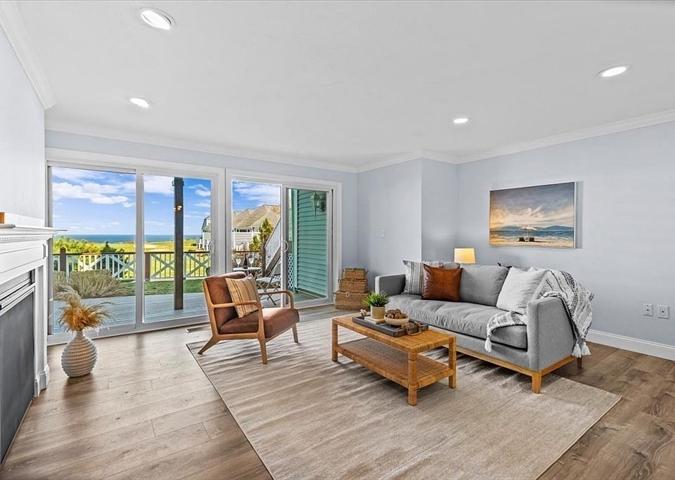 1st image of 6 Sea Cliff Dr