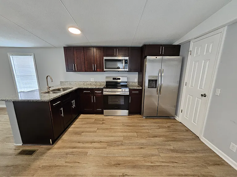 1641 Old Grantham Rd — Photo 11