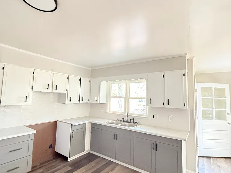 4567 Bishop Rd #1 — Photo 4