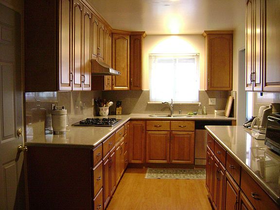 2nd image of 1101 Blair Ave