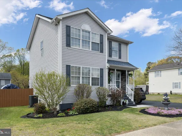 4789 Calvert Dr, Saint Leonard, MD 20685