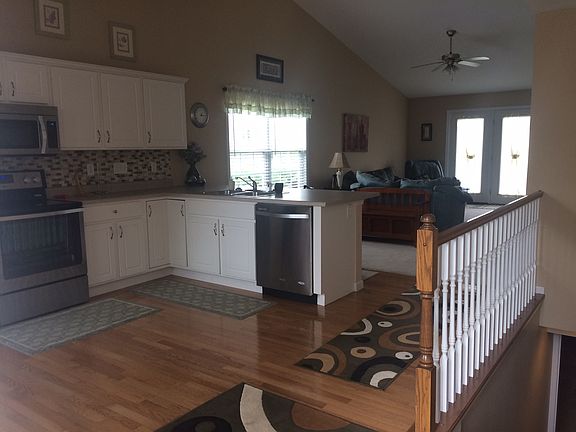 5th image of 1871 Sonoma Ln Unit A