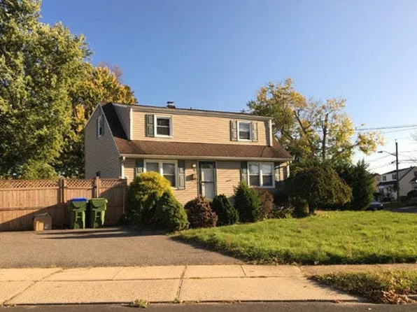 56 Seymour Ave, Edison, NJ 08817