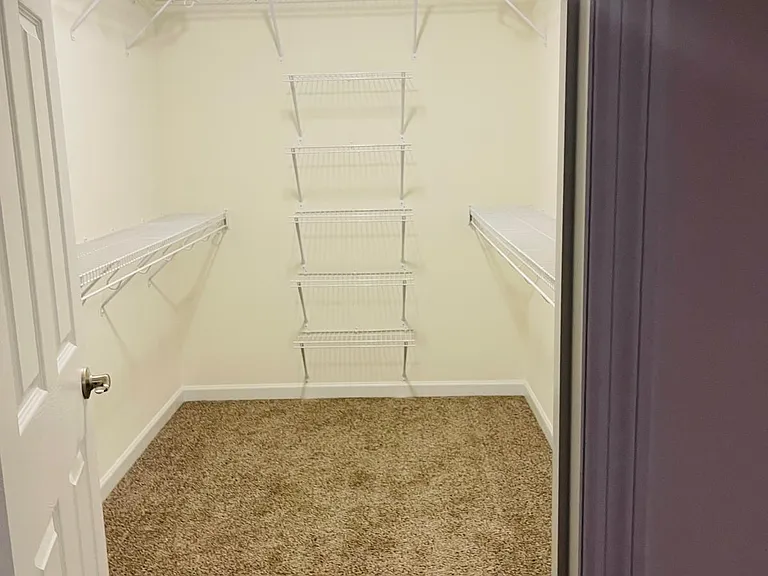 918 Little Fieldstone Ct — Photo 17
