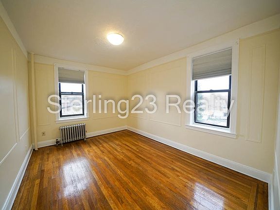 5th image of 3412 29th St APT 2