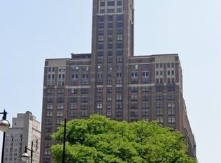680 N Lake Shore Dr APT 312, Chicago, IL