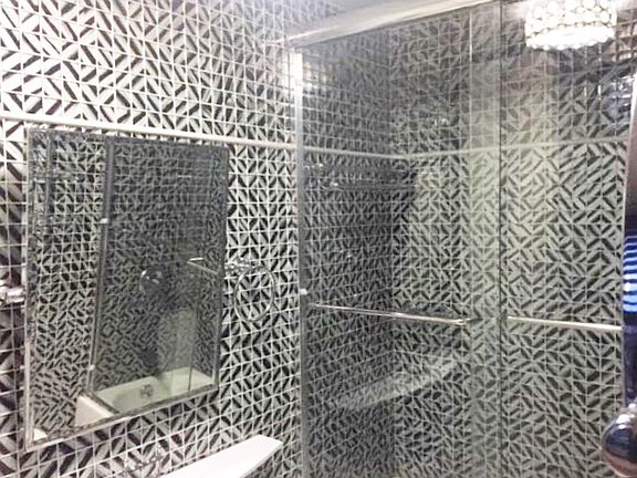 5th image of 247 W 10th St APT 5E