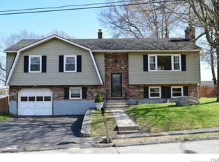 42 Caldwell Dr, Derby, CT 06418