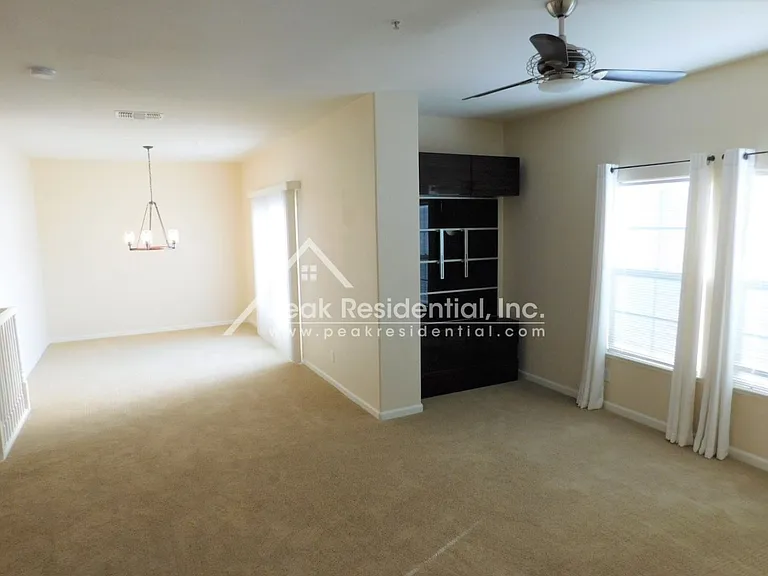 3301 N Park Dr #1913 — Photo 8