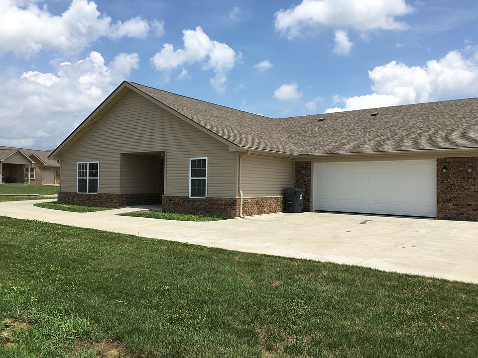 Exterior with driveway