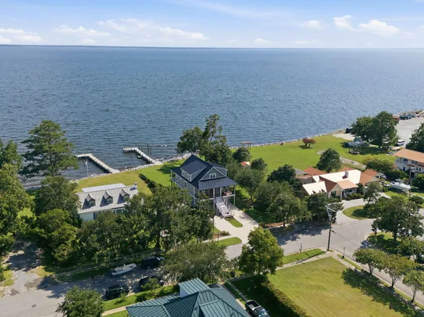 400 South Avenue, Oriental, NC 28571
