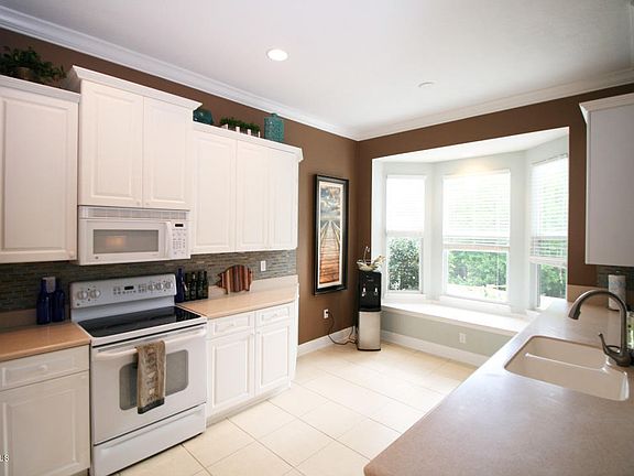 2nd image of 502 King Neptune Ln #G-2