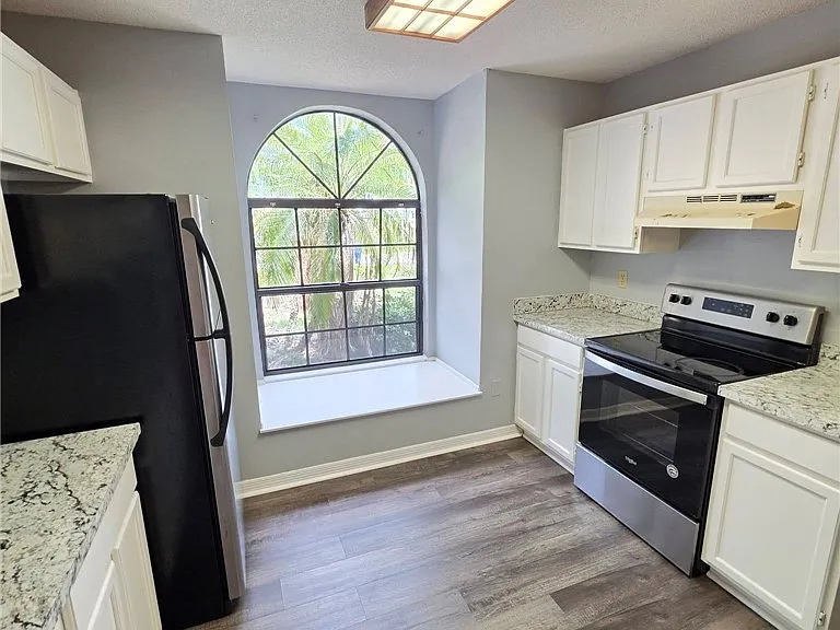 4007 Page Ave — Photo 4