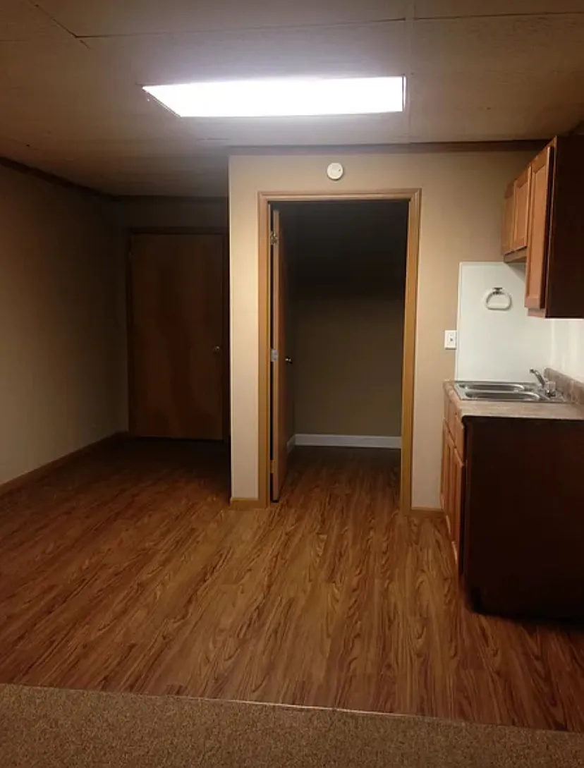 2 bed, 1149 sqft, $1,499 — Photo 3