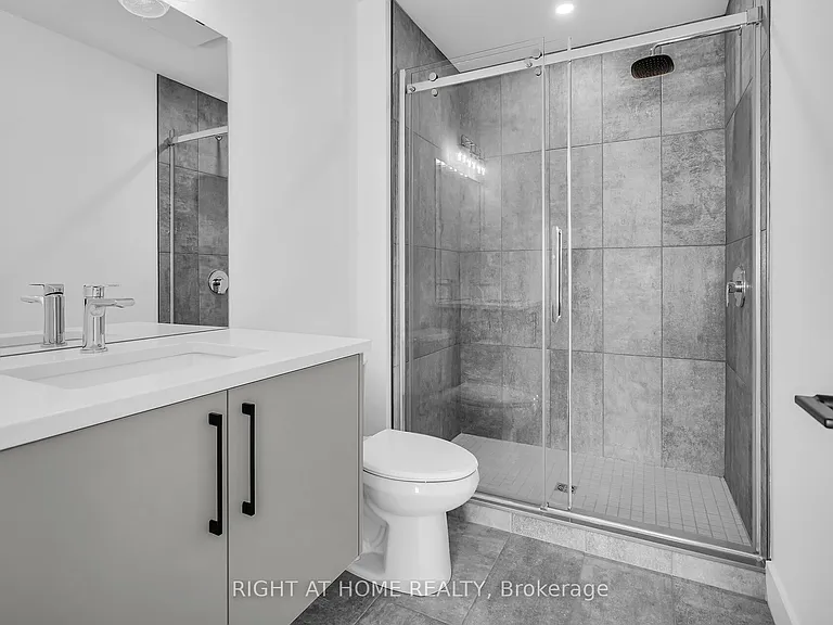 3550 Emily Carr Ln — Photo 22