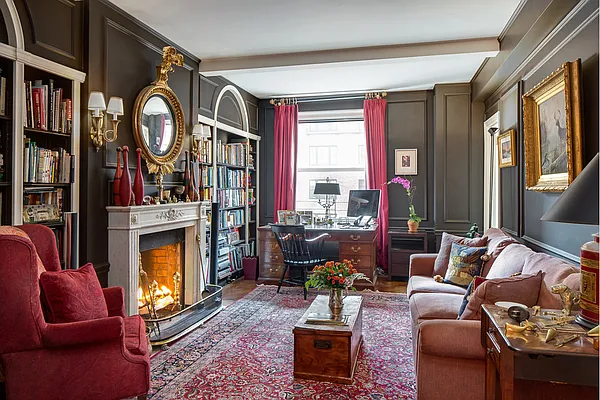 Sold by Stribling | media 22