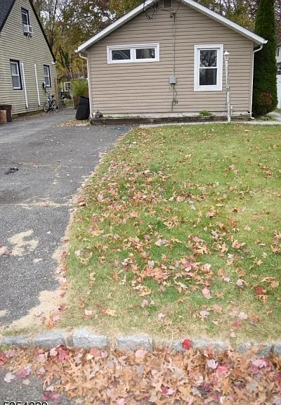 112B Minnehaha Blvd — Photo 3