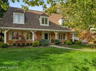 3 Saint John Dr, Hawthorn Woods, IL 60047