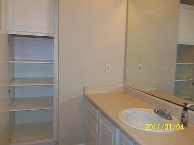 Similar master bathroom