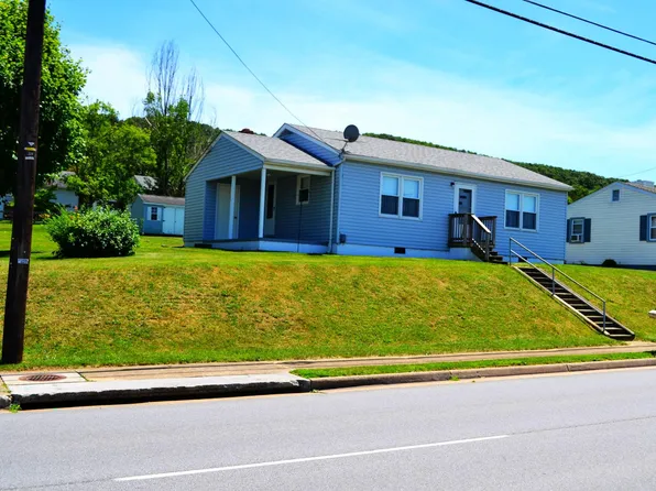 1000 S Delphine Ave, Waynesboro, VA 22980